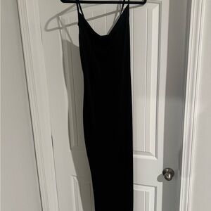 Elegant Black Maxi Dress